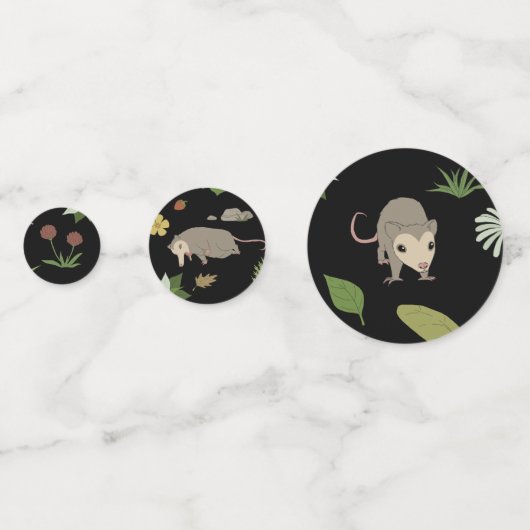 Opossums in een bessenveld in zwart confetti (Achterkanten)