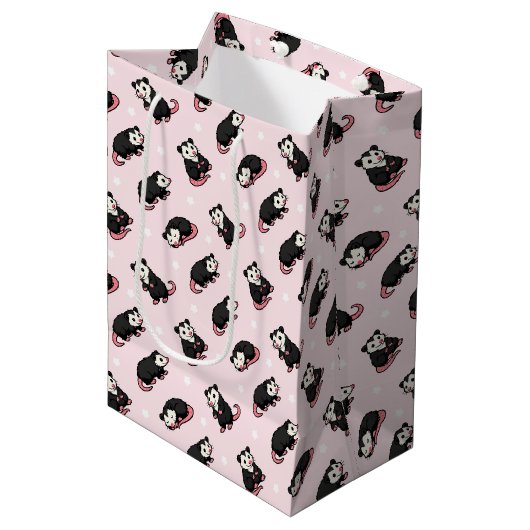 Opossums Medium Cadeauzakje (Voorkant Gekanteld)