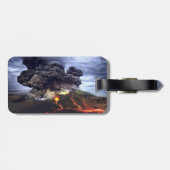 Opruiende vulkaan in de bergen bagagelabel (Achterkant horizontaal)