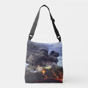 Opruiende vulkaan in de bergen crossbody tas