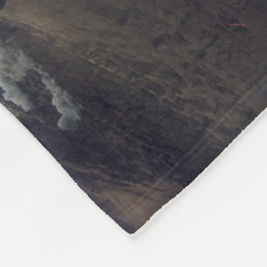 Opruiende vulkaan in de bergen fleece deken (Hoek)