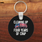 Opruimen van vier jaar van crap Funny Trump Garbyg Sleutelhanger (Voorkant)