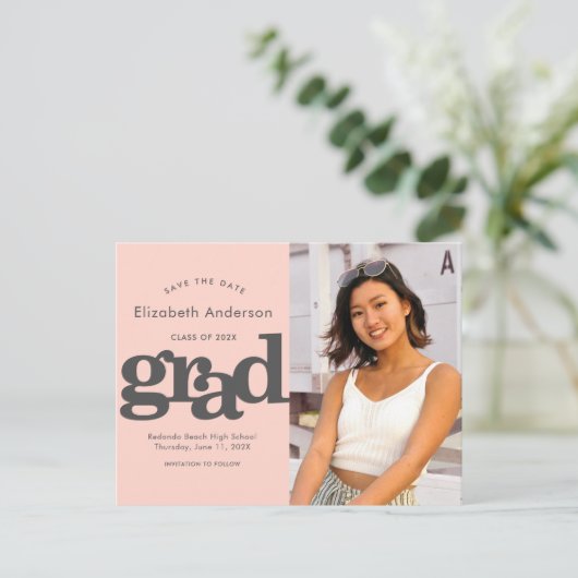 Opslaan datum blush roze afstuderen foto typografi uitnodiging briefkaart (Staand voorkant)