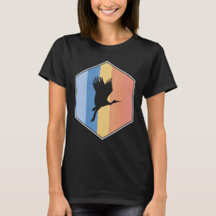 Opslag met retrokleuren in een hexagon t-shirt