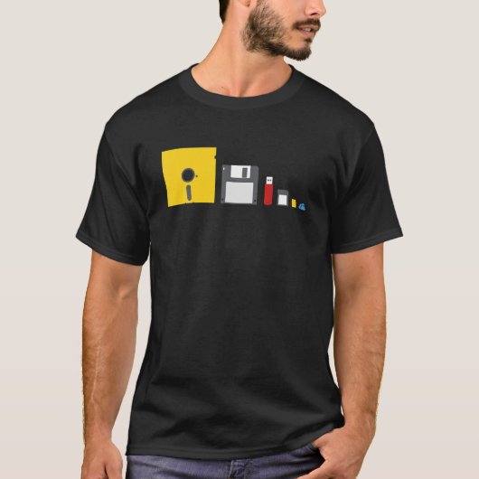 Opslagtechnologie evolutie Funny IT Admin Comput T-shirt (Voorkant)