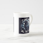 Opstaan boven de regen porselein kop (Voorkant rechts)