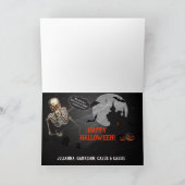Opstand tegen Comedian Skeleton Joke Halloween Kaart (Binnen)
