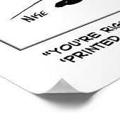 Opticien controleert het draaien op een optische w poster (Hoek)