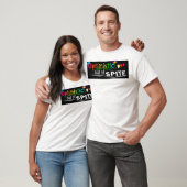 "Optimistisch" in kleur T-shirt (Unisex)