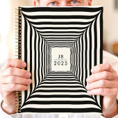 Optische Illusie Zwarte en Witte Strepen 2025 Planner