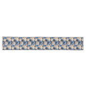 Opulent Blue and Ivory Floral Table Runner Lange Tafelloper (Horizontaal)