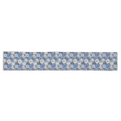Opulent blue ivory floral elegant dining decor lange tafelloper (Horizontaal)