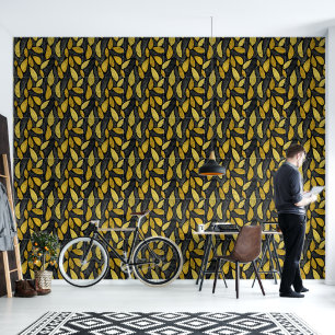 Opulente Natuur: Golden Foliage op een donkere ach Behang