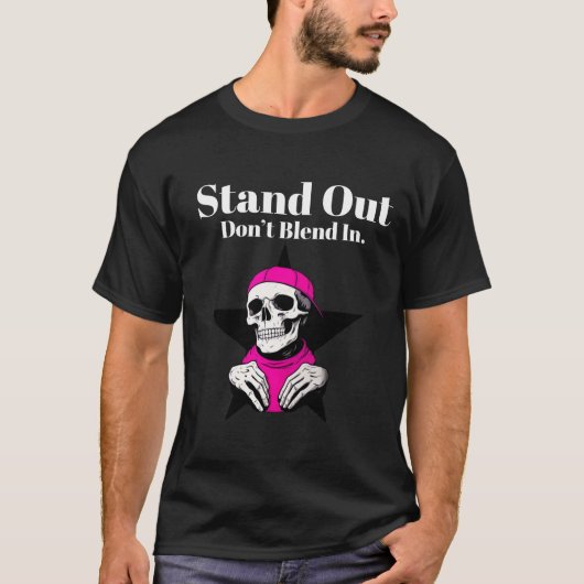 Opvallen met Bold Skull Style Graphic T-Shirt (Voorkant)