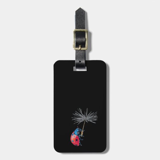 Opvallend Lady bug op een paardenbloem zaad Bagagelabel (Voorkant verticaal)