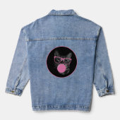 Opvallende kat roze glazen en kauwgom denim jacket (Achterkant)