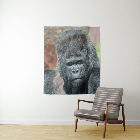Opvallende pose van Silverback Gorilla Wandkleed (In situ)
