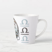 Opvallende Weegschaal Symbool Kunstwerk Latte Mok (Rechts)