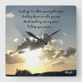 Opzoeken - een onderscheiding voor een geliefde vierkante klok