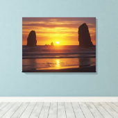 OR, Oregon-kust, Cannon Beach, zeestapels bij Canvas Afdruk (Insitu (Houten vloer))