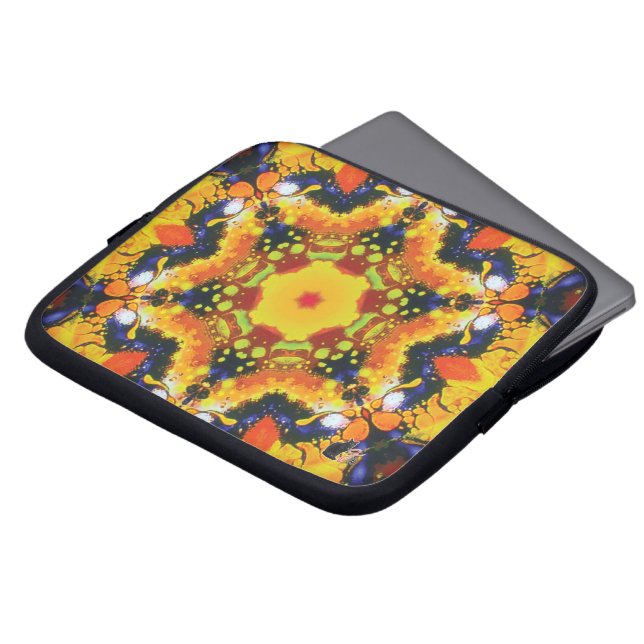 Oracle Kaleidoscope Laptop Sleeve (Voorkant top)