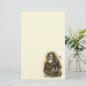 Orang-oetanbaby met bladeren briefpapier (Staand voorkant)