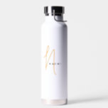 Orange | Aangepaste naam monogram script Stijlvol Waterfles<br><div class="desc">Aangepast Oranje Script Monogram Naam Elegant Chic Water Bottle. Een eenvoudig en modern design in zwart-wit kleur met handgeschreven kalligrafie voor een professionele en coole look. Creëer je eigen gepersonaliseerde,  ecofriendele cadeautjes. Om het even welke doopvont,  om het even welke kleur,  geen minimum.</div>