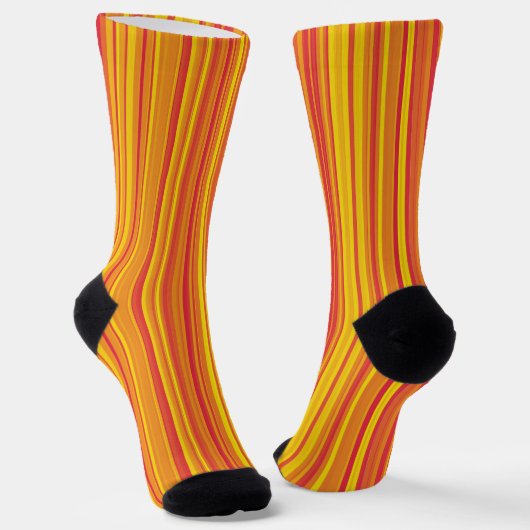 Orange Red Yellow Stripes Seamless Pattern Sokken (Gebogen)