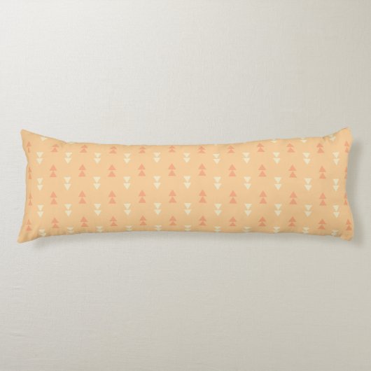 Orange Triangles Pattern Body Pillow Lichaamskussen (Voorkant)