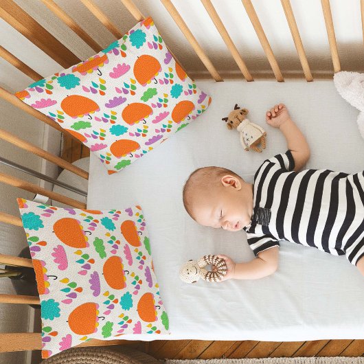 Orange Umbrellas with Clouds and Raindrops Kussen