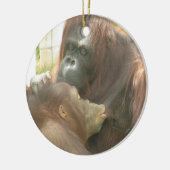 Orangutan Borstvoeding Keramisch Ornament (Links)
