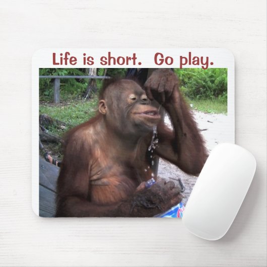 Orangutan Splashes in Water Muismat (Met muis)