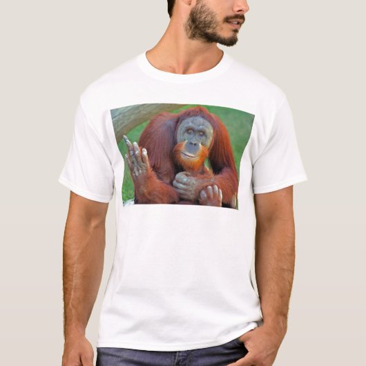 Orangutan vliegt de vogel t-shirt (Voorkant)