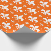 Oranje achtergrond Fleur-de-lis Patroonontwerp Cadeaupapier (Hoek)