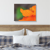 Oranje afdruk van Floral Canvas (Insitu (Slaapkamer))