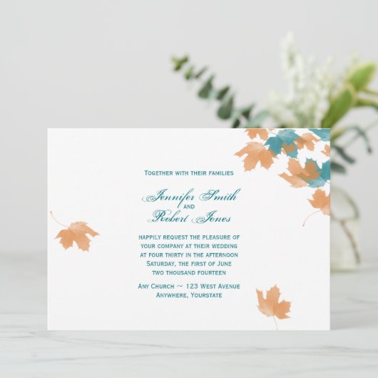 Oranje Aqua Autumn Maple Leaf bruiloft uitnodiging (Staand voorkant)