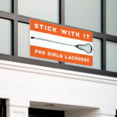 Oranje banner van Lacrosse Team (Buitenkant Gebouw)