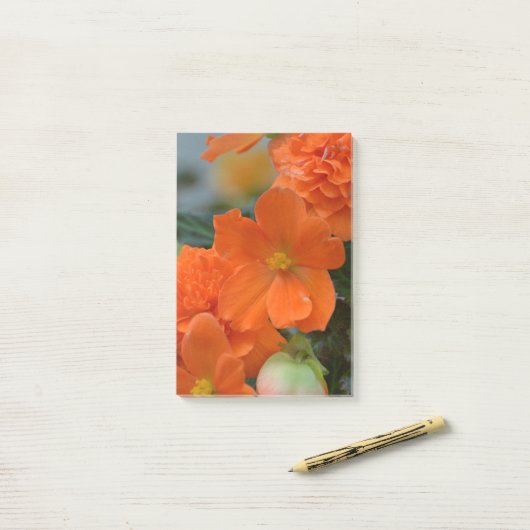 Oranje Begonias Post-it® Notes (Op bureau)