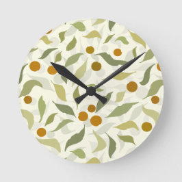 Oranje bessen en bladeren op crème - patroon.  ronde klok