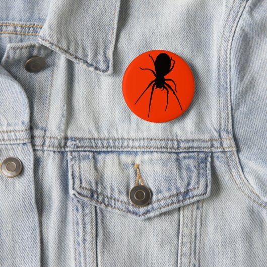 Oranje Black Creepy Spider Button (In situ)