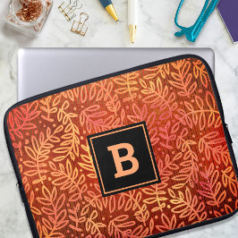 Oranje bladpatroon monogram modern vet botanisch laptop sleeve