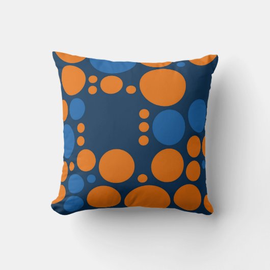 Oranje blauw grote polka stippen kussen (Voorkant)