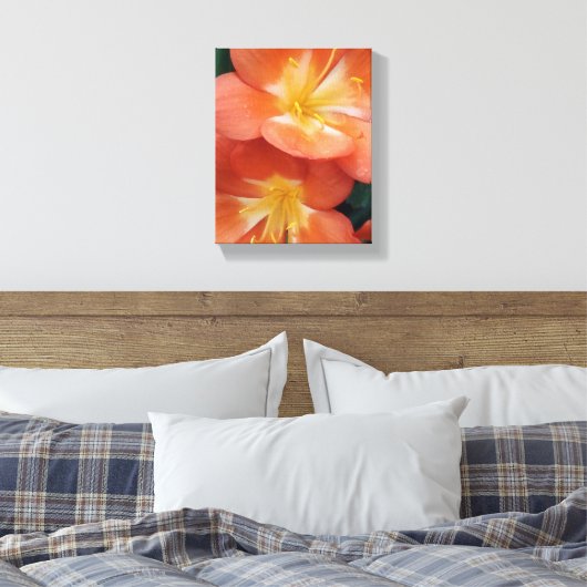 Oranje bloemen canvas afdruk (Insitu (Slaapkamer))