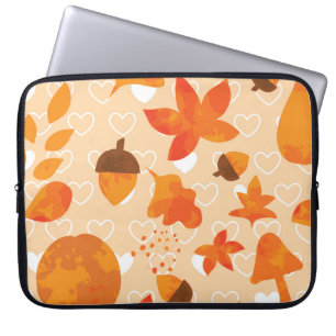 Oranje bloemen: hand doedel patroon. laptop sleeve