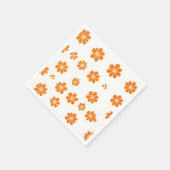 Oranje bloemstencilpatroon op witte achtergrond servet (Hoek)