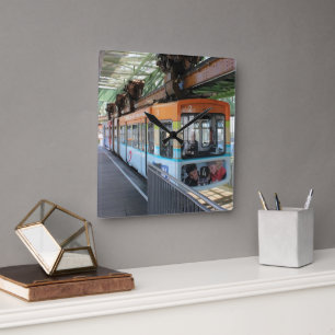 Oranje Blue Wuppertal Floating Train Vierkante Klok