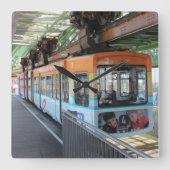 Oranje Blue Wuppertal Floating Train Vierkante Klok (Voorkant)