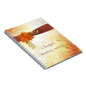 Oranje bruine herfstbladeren Bodembord Notitieboek (Rechterzijde)