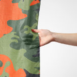 Oranje camouflagepatroon, legerpatroon, leger sjaal<br><div class="desc">Elegant,  stijlvol en verfijnd camouflagepatroon in oranje en groene kleur. Modern en trendy cadeau,  perfect voor de militaire minnaar in je leven.</div>