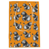 Oranje Capybara Rockstar Medium Cadeauzakje (Voorkant)